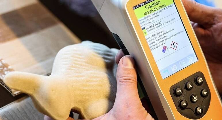Equipamento detecta droga por aproximação