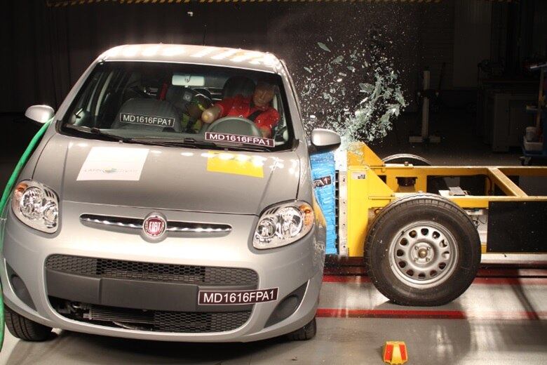 Agora é uma estrela para os ocupantes da frente e três as crinaças