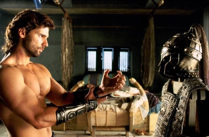 Eric Bana, o Heitor de Troia (2004) e também com atuação em Falcão Negro Em Perigo (2001), está com 45 anos, a mesma idade que Jackman, e pode ser um substituto à altura