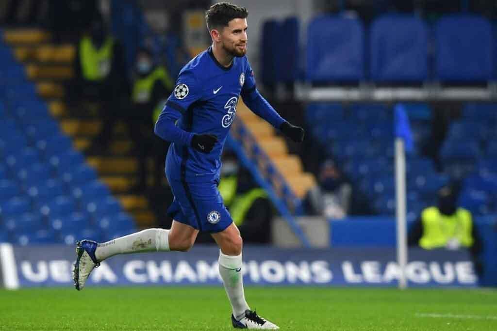 O ítalo-brasileiro Jorginho despontou como um dos grandes candidatos para vencer o prêmio de melhor jogador do mundo. Após vencer a Eurocopa e a Champions League como destaque da Itália e do Chelsea, o volante aparece como um dos favoritos a superar Lionel Messi