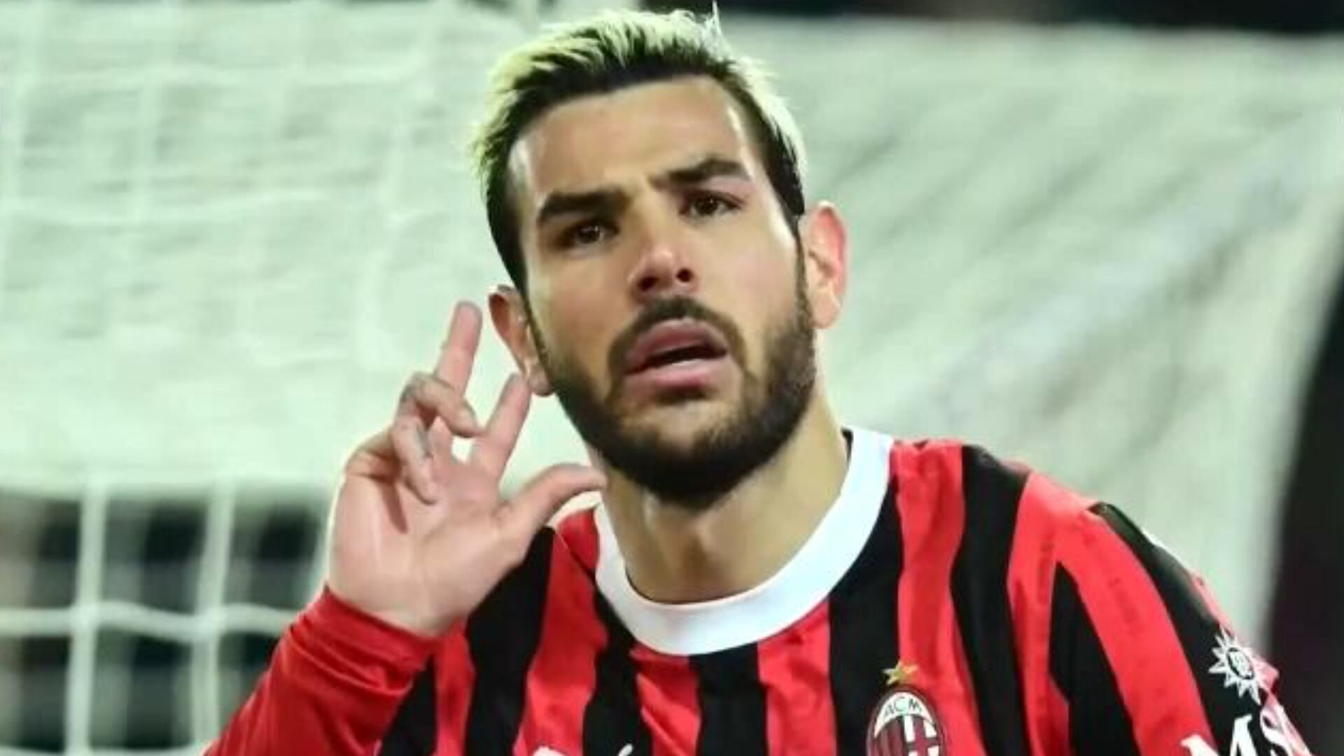 Theo Hernández troca Milan pelo Al-Hilal e reforça investimento saudita no futebol europeu