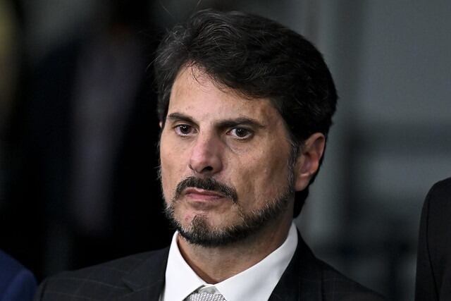 Marcos do Val é alvo de operação da Polícia Federal