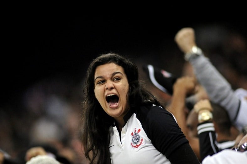 O Corinthians deixou a Copa Libertadores na noite desta quarta-feira (4) ao empatar com o Nacional-URU por 2 a 2 e agora acumula cinco eliminações jogando diante de sua torcida. Confira a seguir as eliminações do Timão em casa

Assista aos programas da Record no R7 Play