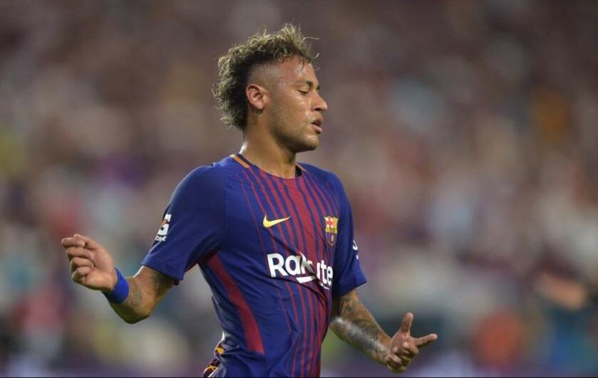 Caso NeymarO Santos que desde 2017 tentava uma indenização do Barcelona alegando ser detentor de uma quantia repassada pelo clube catalão a uma empresa do pai do atacante Neymar, na venda do atleta para os europeus, em 2013, foi derrotado na Corte Arbitral do Esporte (TAS). A entidade entendeu que na época do repasse, o jogador já havia acertado a sua rescisão consentida com o Peixe, fazendo com que o pagamento citado a empresa N&N não fosse considerado fraudulento.