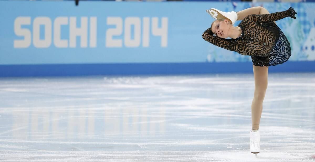 A patinadora Natalia
Popova ficou em Sochi e foi informada da situação em seu país em
conversas com familiares — porque o hotel em que ficou hospedada
não tinha TV. 





— Todos nós estamos
tristes por tudo que está acontecendo e queremos igualdade em nosso
país.