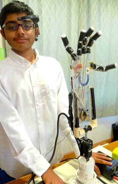 Invenções como a de Nathan, entretanto, são muito caras. O adolescente ganhou elogios no Mobile World Congress, financiamento de R$ 11,3 mil e um concurso de tecnologia médica patrocinado pelo exército americano e pela Universidade Carnegie Mellon, nos Estados Unidos