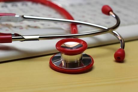 Senado terá audiência para investigar regra de reajuste dos planos