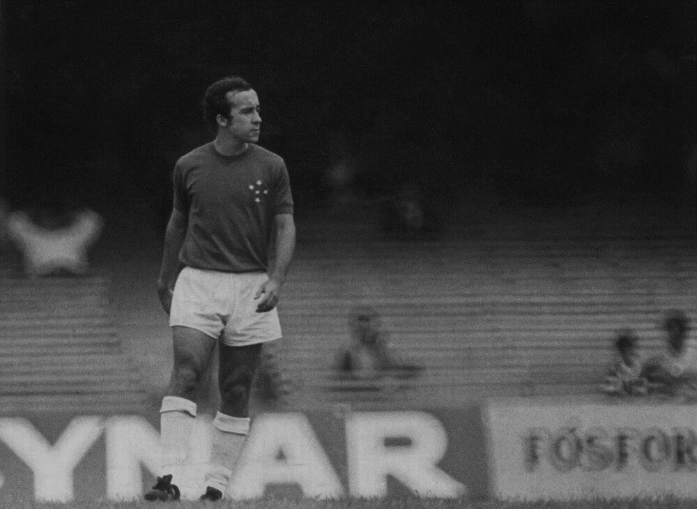 Já no Cruzeiro não restaria dúvida: Estádio Eduardo
Gonçalves de Andrade, o Tostão