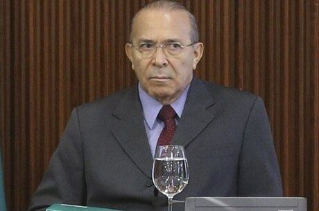 Padilha afirma que o governo não pensa em aumentar impostos, caso a reforma não seja aprovada