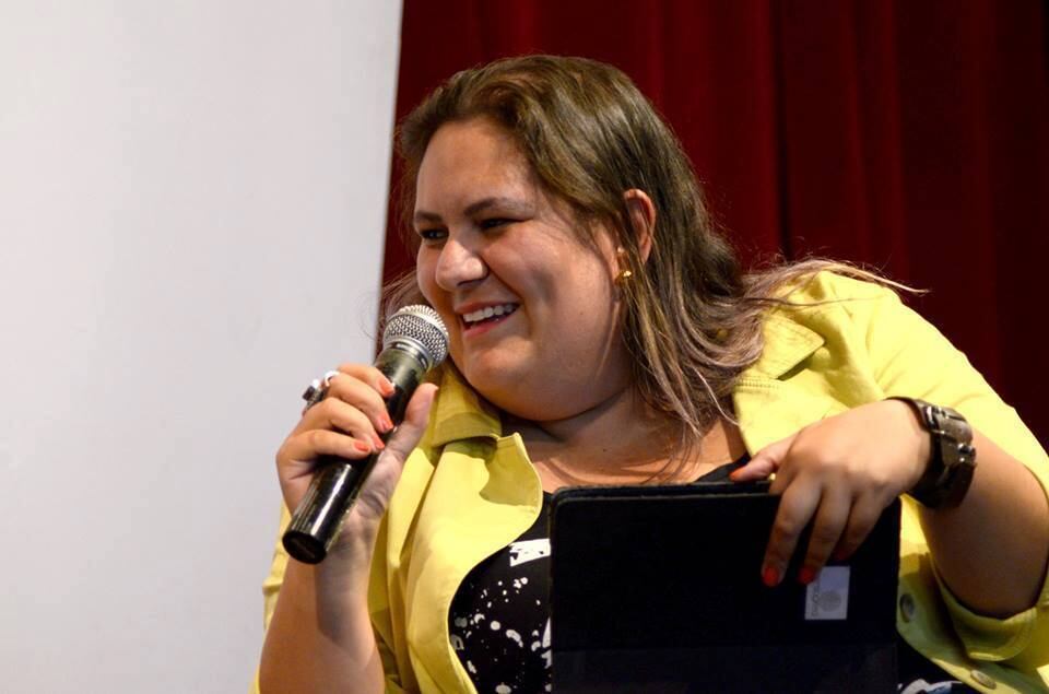 A jornalista Jéssica Balbino vai organizar o bate-papo sobre poesia