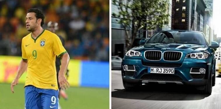 O atacante Fred possui uma uma BMW X6, cujo valor é de R$ 524,9 mil