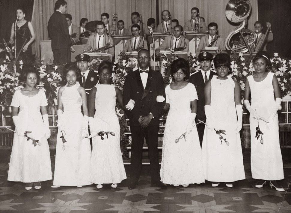 Festa de debutantes no Aristocrata, clube negro famoso em São Paulo