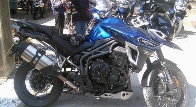 Durante apresentação da irmã Street Triple 765RS, ela também foi minha companheira de viagem