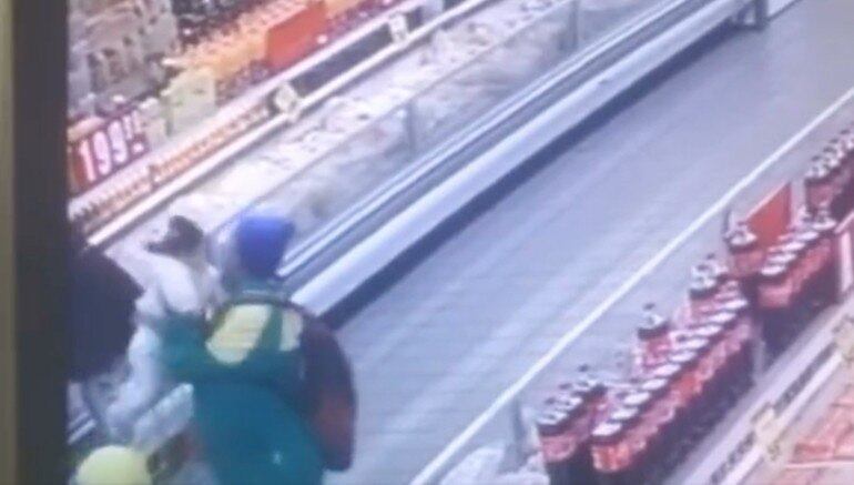 Mulher tenta sequestrar bebê em supermercado