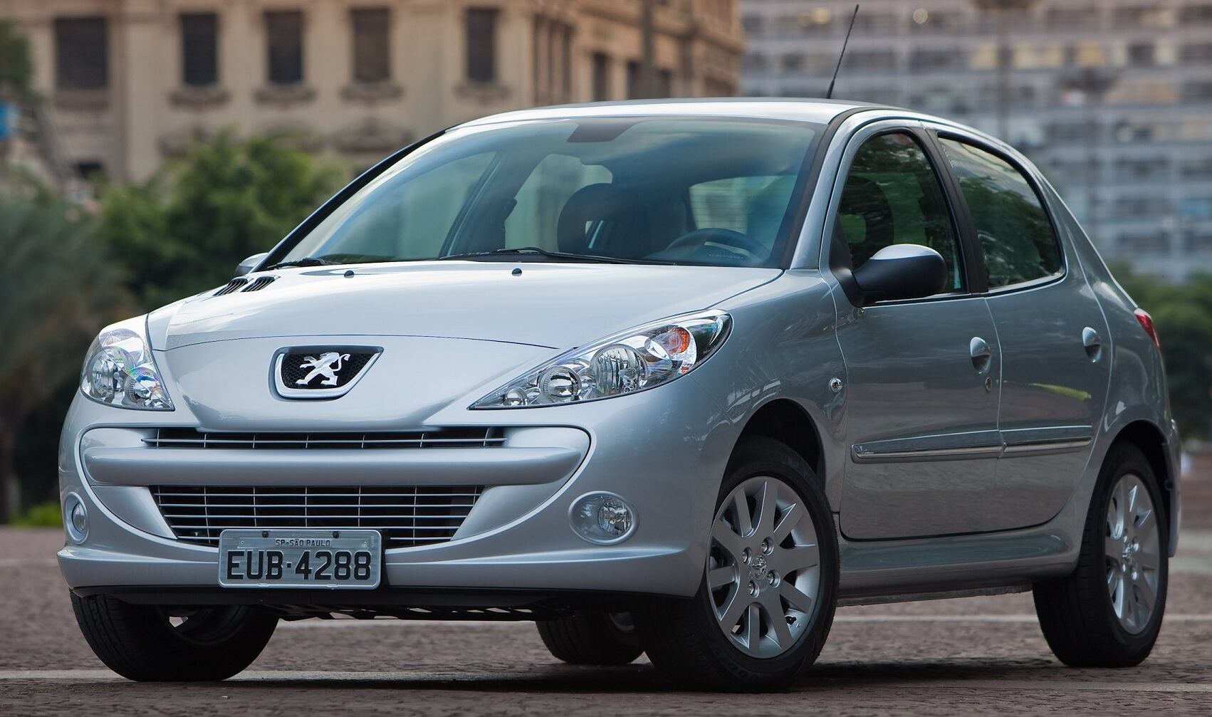 Hatches compactos
10º — Peugeot 207: 37 pontos

VEJA TAMBÉM

> Salão do Automóvel de Buenos Aires abre nesta quarta (19) com vários lançamentos para o Brasil

> Seu bolso: saiba quais carros novos desvalorizam menos após saírem da concessionária

Quer saber tudo sobre carros? Acesse R7.com/carros
