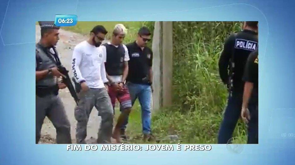 O
suspeito contou à polícia que estava usando drogas em um terreno baldio, na
mesma rua onde o pai do menino trabalha como caseiro. Leonardo apareceu e o
jovem disse que ficou irritado