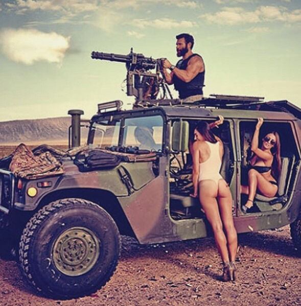 Sobram belas mulheres em suas fotos