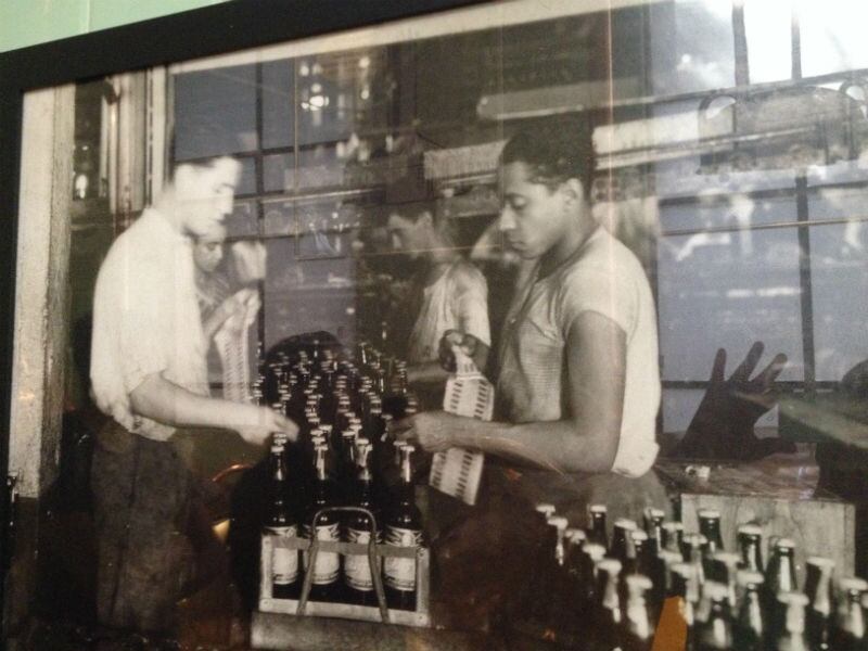 Na cervejaria, são produzidas toda a linha da marca, inclusive a pilsen, em um volume menor