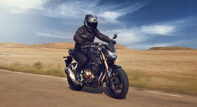 Segundo a marca, essas mudanças distribuíram melhor o peso entre as duas rodas