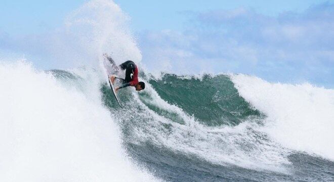 Medina é o único brasileiro que segue na semifinal em Bells Beach, na Austrália