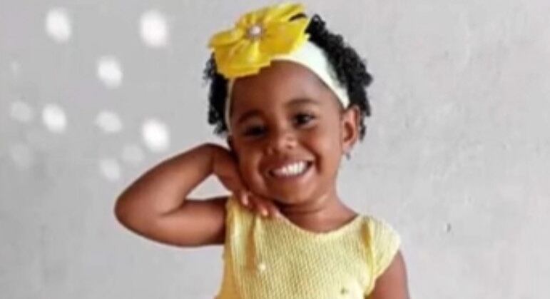 A
patroa falou sobre a menina: "Bem inteligente, sempre fazia a gente dar risada.
Dançava, não parava o tempo todo. Muito esperta mesmo". 

O Cidade Alerta vai ao ar de segunda a sexta, às 16h50, e aos sábados, 17h, na tela da Record TV.