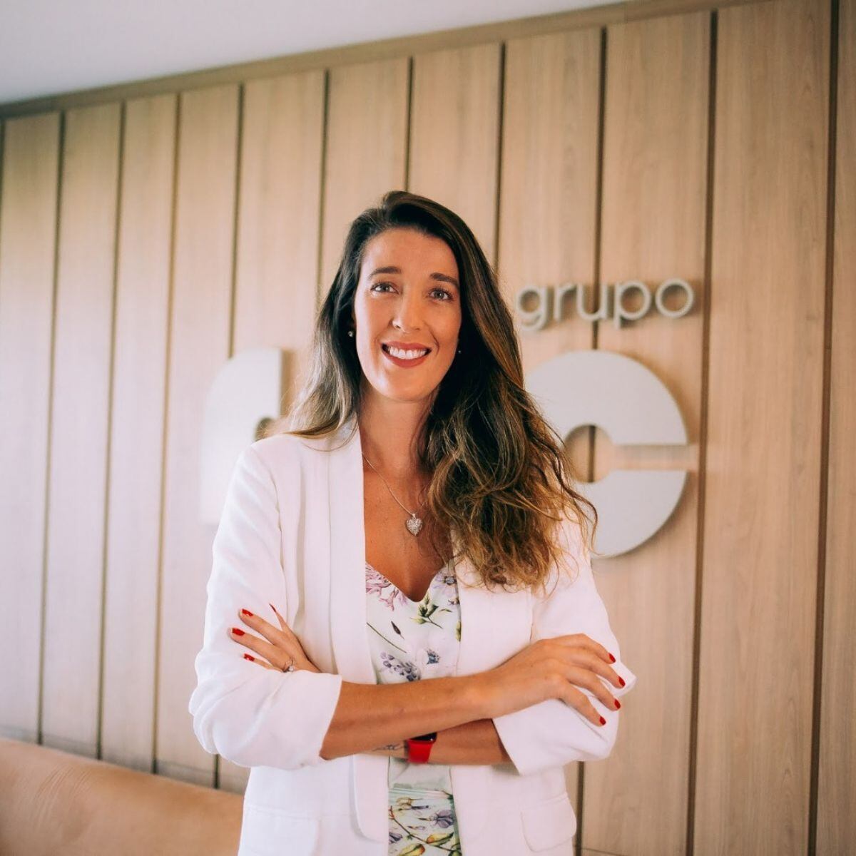 Laila Sol apresenta o trabalho da RICtv Record durante o Streaming Brasil 2024