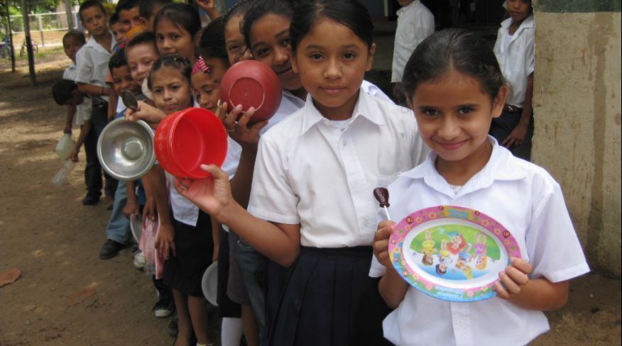 A ideia é ajudar crianças para que tenham sempre comida
