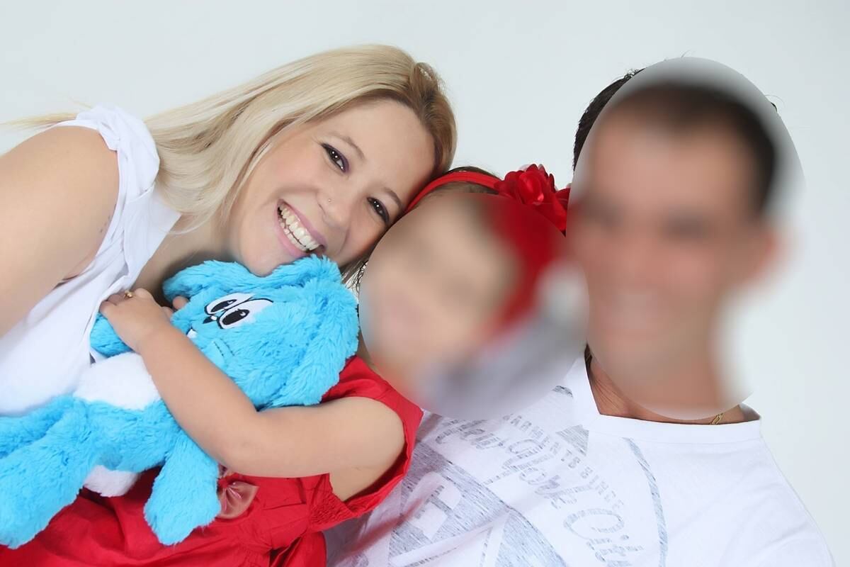 Sérgio
de Souza, o ex-marido, é o principal suspeito do crime. Contradições no
depoimento do homem levaram a polícia a pedir a prisão temporária dele