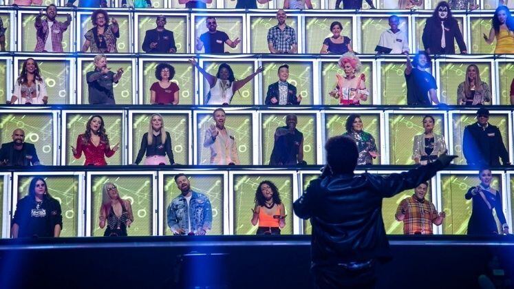 Os "The 100" reúnem jurados especialistas em diferentes áreas e artistas de todo o país, que decidem quem irá levar o prêmio. Eles foram lançados para incluir uma gama diversificada de idades, origens e gêneros, incluindo pop, rock, soul, jazz, musicais e clássicos