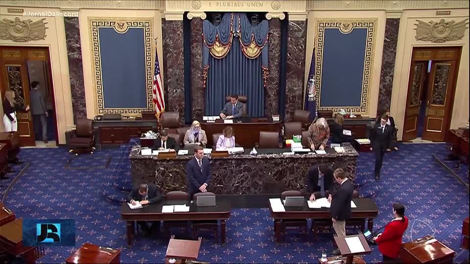 Trump consegue aprovação do Congresso para PL que destina mais verba à segurança das fronteiras