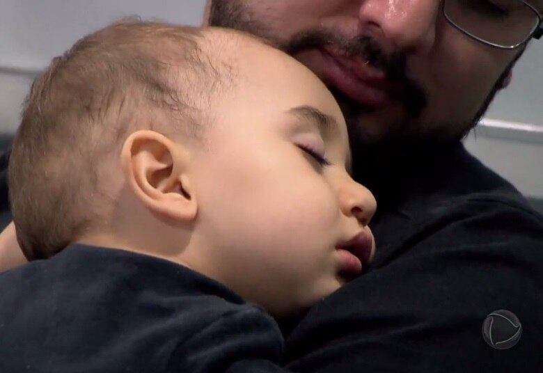 Outono é a estação campeã em infecções respiratórias. As crianças são as que mais sofrem a mudança do tempo e lotam os prontos-socorros com sintomas bem parecidos: febre, tosse e nariz escorrendo. Especialistas alertam para as complicações da gripe e resfriado nos pequenos