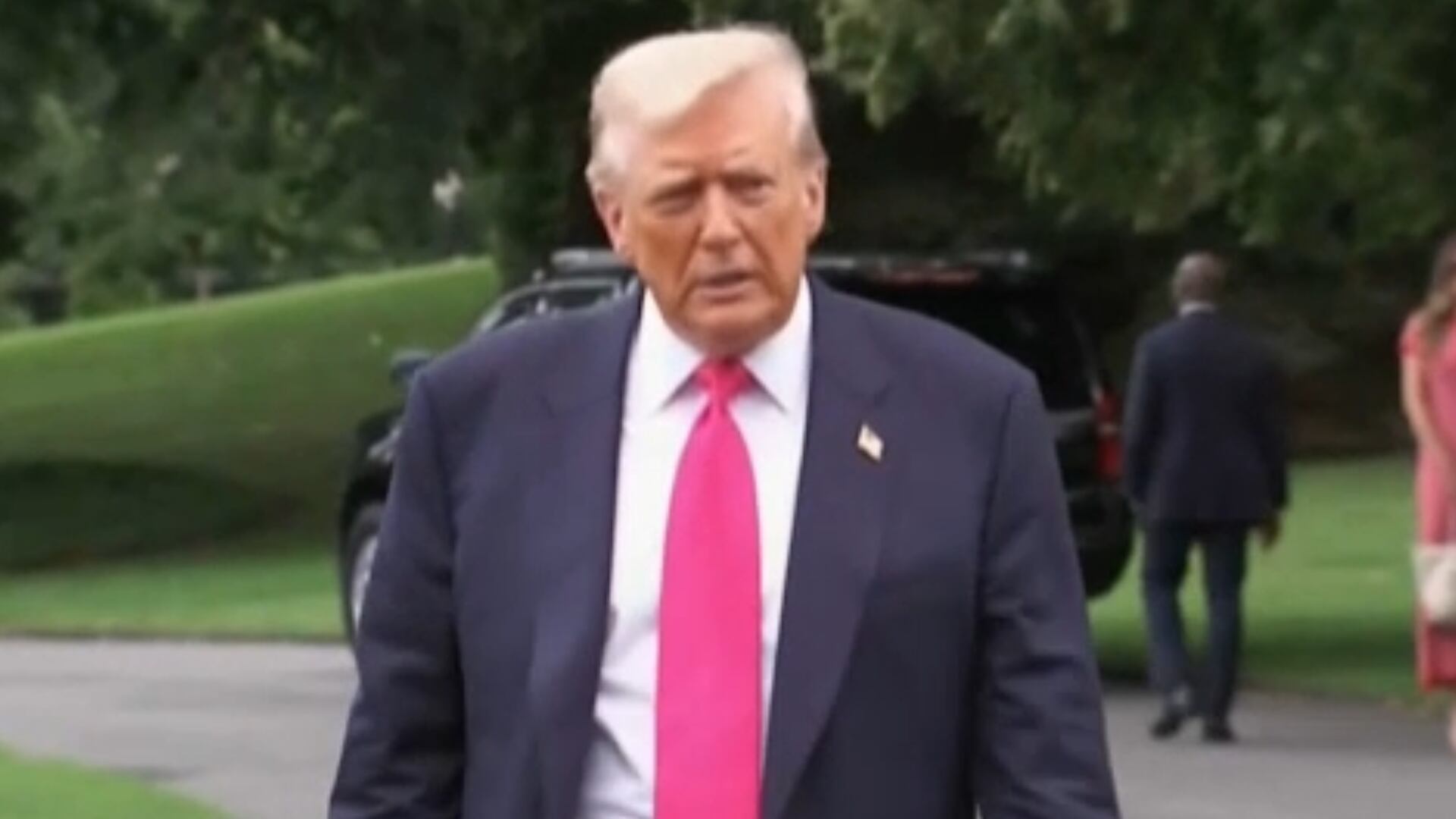 Trump x Pix: tecnologia financeira dos EUA está na Idade da Pedra comparada ao Brasil, diz professor