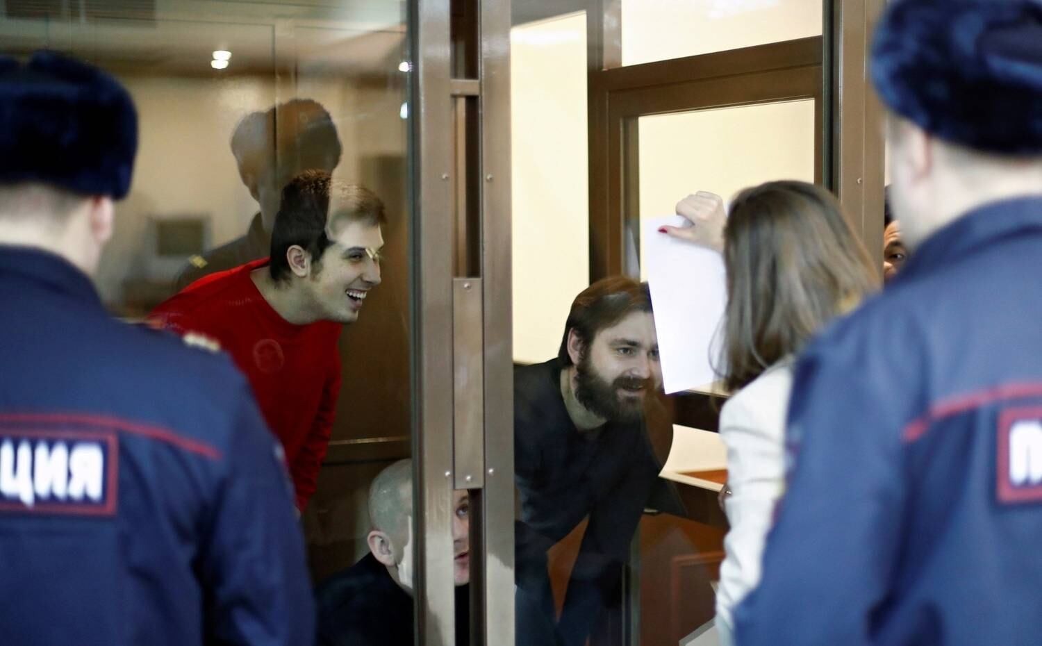 A Rússia negou que eles sejam prisioneiros de guerra