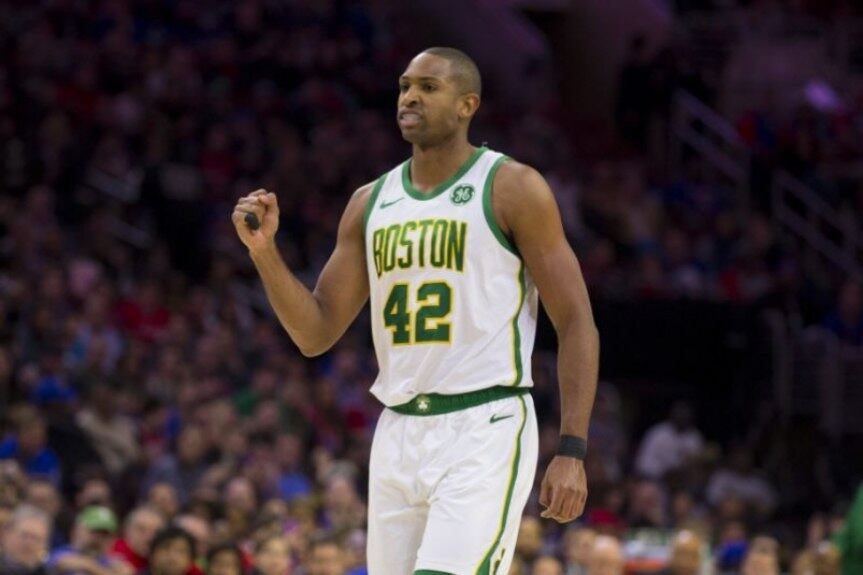 Assim como Kyrie Irving, o ala-pivô Al Horford também decidiu deixar o Boston Celtics. O jogador acertou com o Philadelphia 76ers pelo valor de US$ 109 milhões/4 anos.