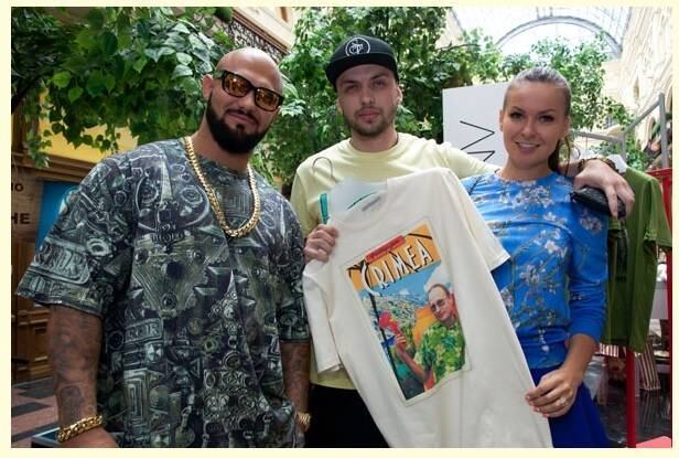 O rapper russo Djigan afirmou que Putin é uma referência para os cidadãos do país.

— Precisamos parar de pensar muito que é apenas uma camisa, apenas moda. O nosso presidente tem estilo e queremos ter seu retrato 