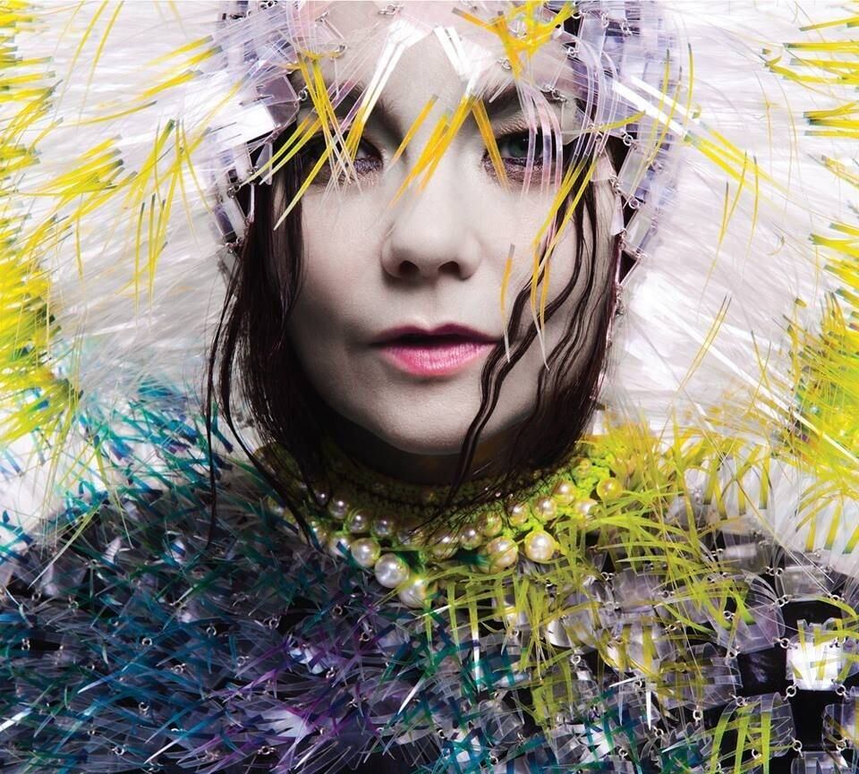 Bjork teve experiência ruim ao trabalhar com Von Trier