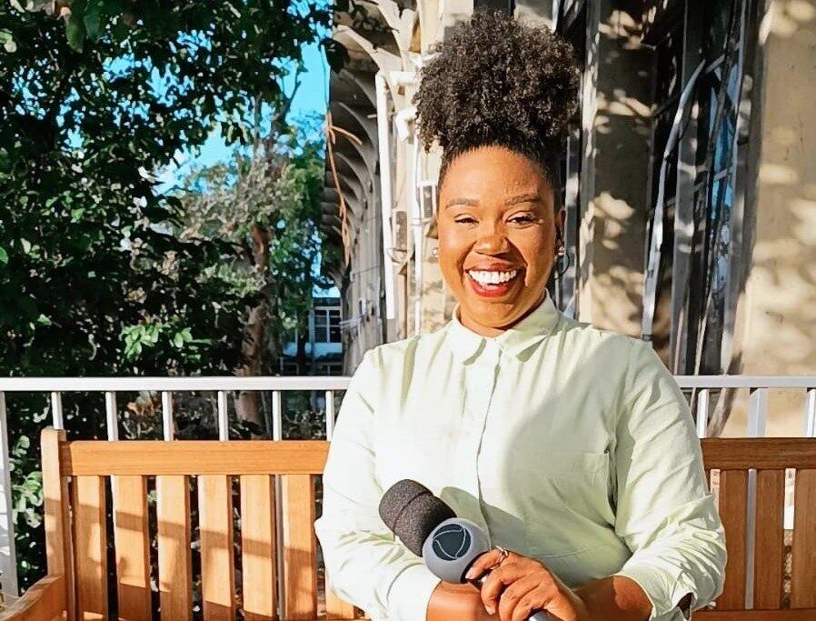 A repórter do jornal policial revela a vontade de realizar algum trabalho voltado para a área do entretenimento