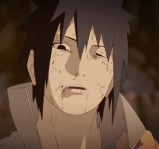 Sasuke é extremamente poderoso e quando ele está em combate pode vencer praticamente qualquer um. Não à toa ele venceu o próprio Naruto em um dos momentos mais importante e memoráveis da fase clássica.