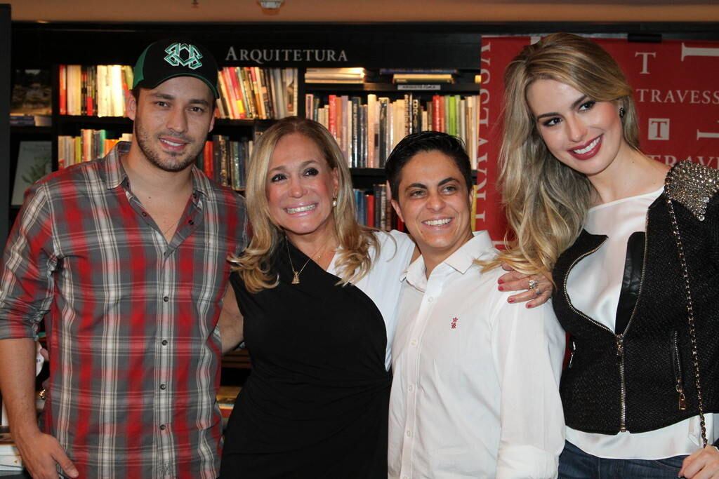 Famosos no lançamento do livro