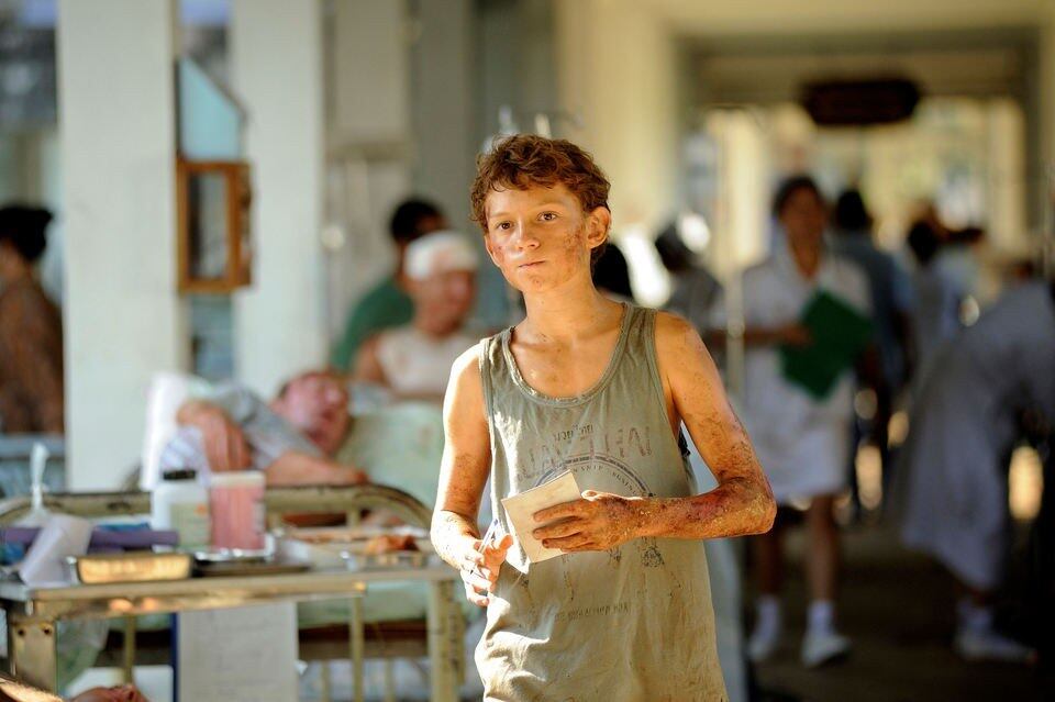 Tom Holland rouba a cena em O Impossível, filme baseado na história real de uma família que precisa sobreviver a um tsunami
Gostou do Tom como Homem-Aranha? Vote nele!