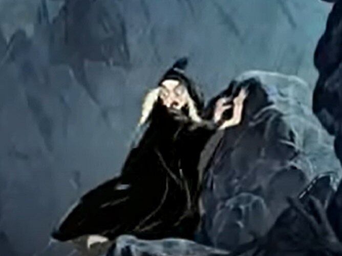 Momento importante 15: anões perseguem a bruxa por vingança