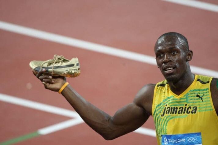 O jamaicano Usain Bolt é o recordista olímpico, e mundial, dos 100 e 200 metros rasos. O feito na prova mais nobre foi em Londres 2012, com 9,63s. Nos 200m, a marca ocorreu em Pequim - 19,30s.