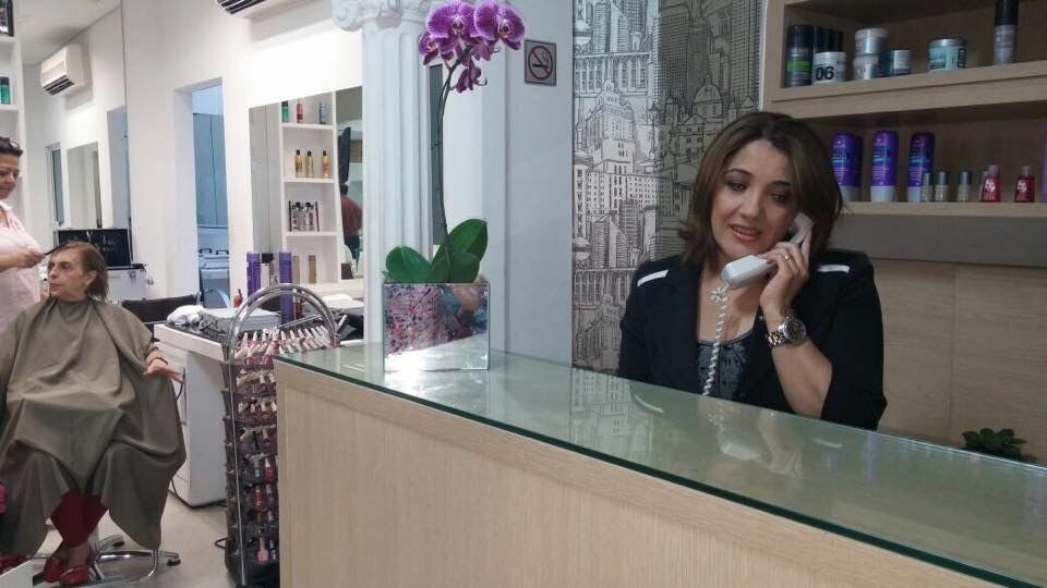 Novo salão da empresária Vania Felix hoje emprega 38 pessoas