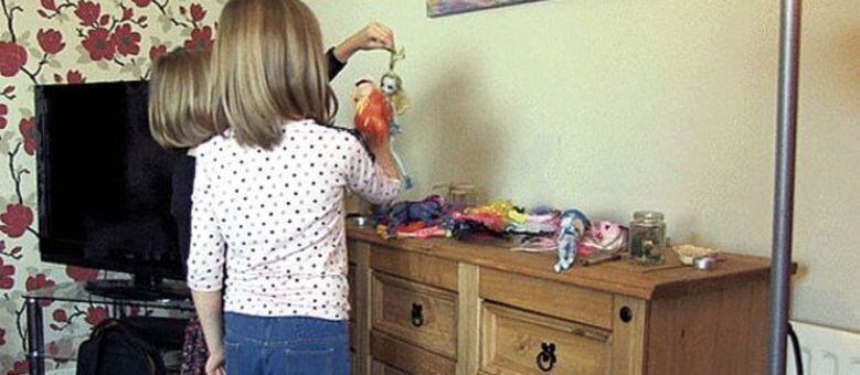 Lily e Jessica têm seis e oito anos e, desde muito pequenas, demonstraram interesse em tudo o que era feminino