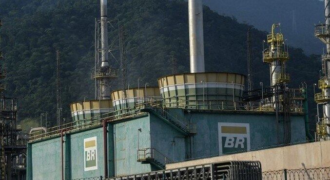 Guedes diz que é a favor da venda da Petrobras mas não recebeu autorização do presidente