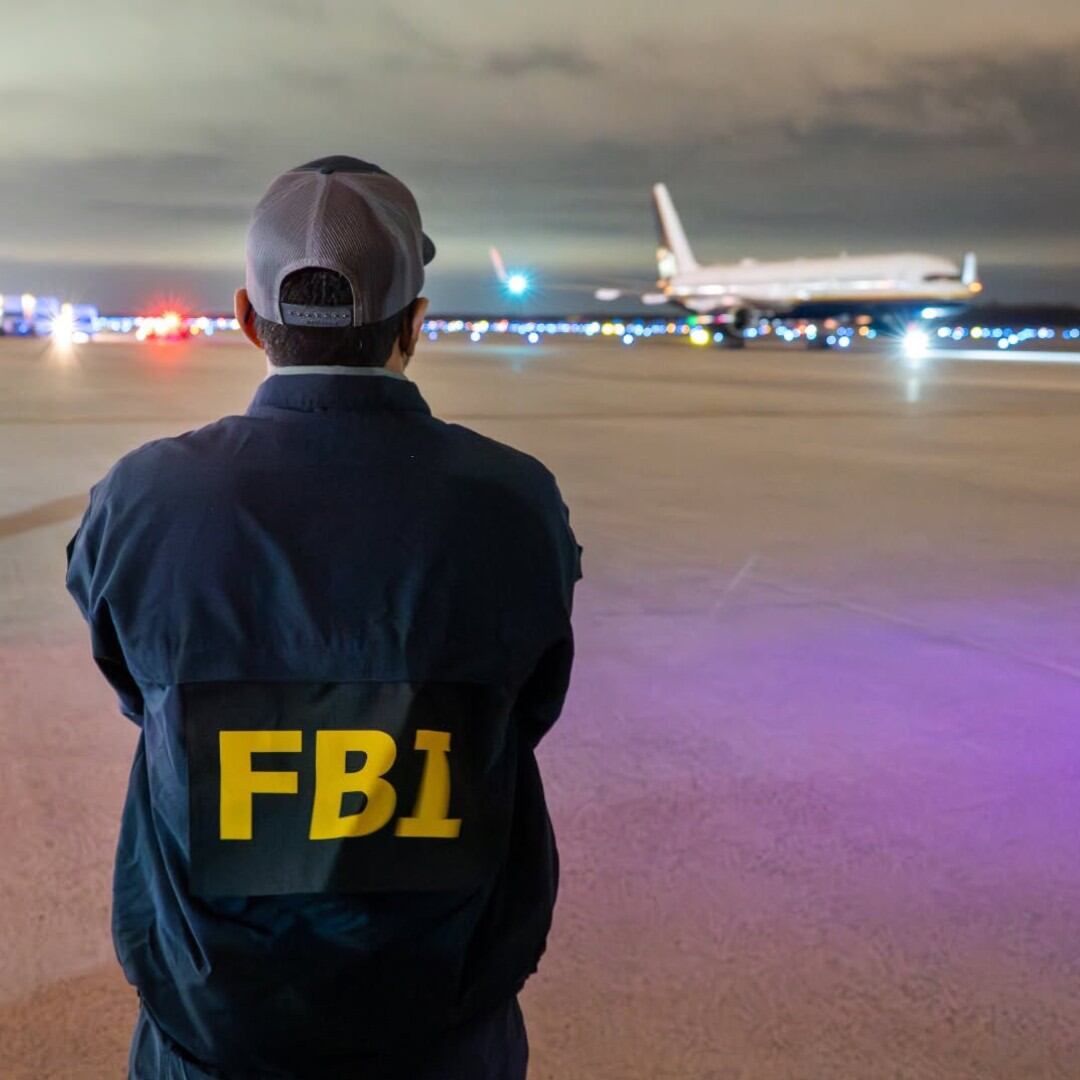 Medida é incomum e tem motivação política, com foco em eliminar críticas internas à atual liderança