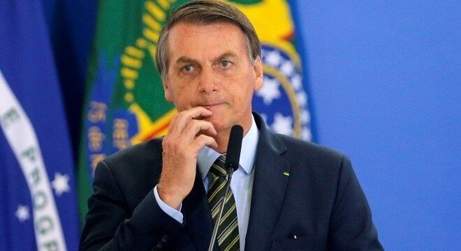 Bolsonaro: 'alguma resolução é para a Europa começar a ser reflorestada?'