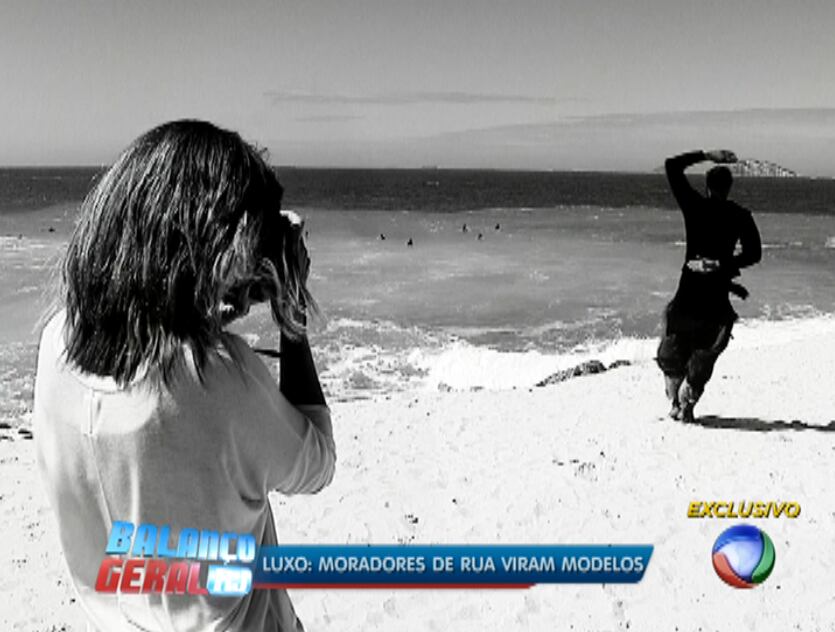 No Leblon ela conheceu Felipe, de 33 anos, que é formado em balé clássico e contemporâneo. Ele foi parar nas ruas após desentendimentos familiares. Veja o vídeo