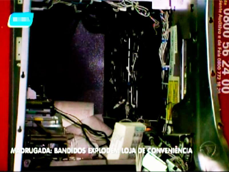 Após a explosão, cinco viaturas da polícia chegaram a realizar rondas na região