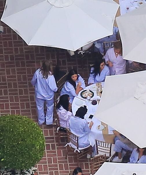 Kim Kardashian deve dar à luz no dia 25 de dezembro deste ano